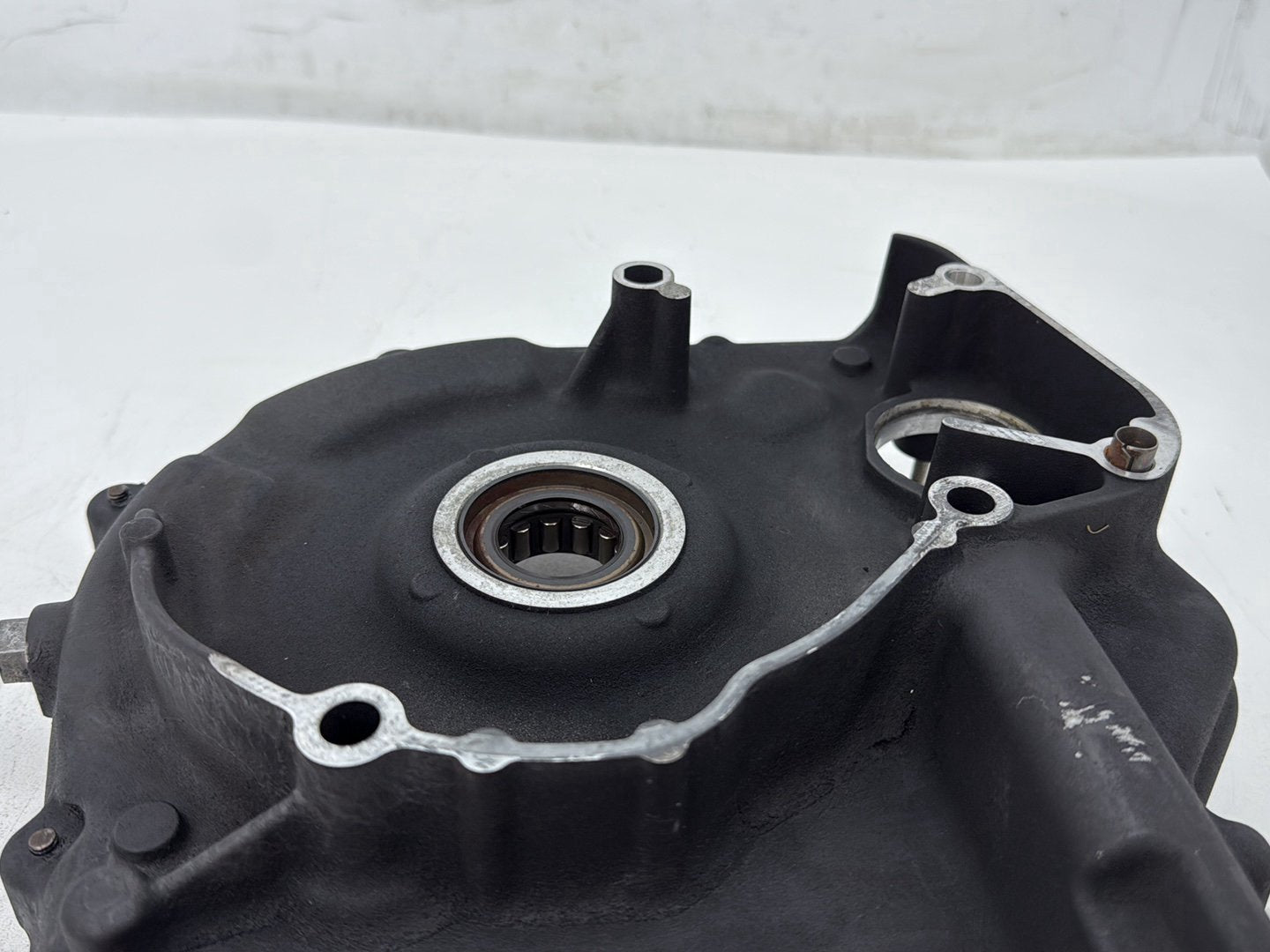 2006 Harley Dyna FXDWGI Wide Glide OEM Inner Primary Clutch Cover