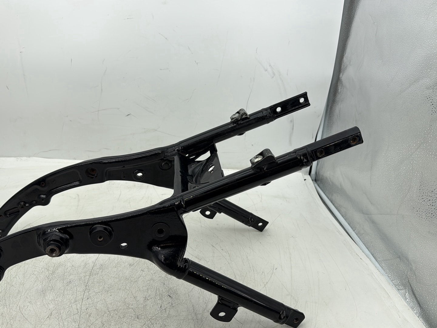 2012 Harley Road Glide Touring FLTRX Custom OEM Rear Back Sub Frame Rail Bar 48079-09BHP