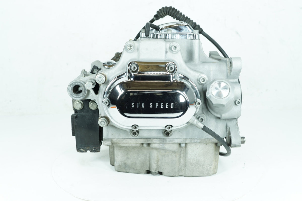 2009 Harley Dyna FXDC Super Glide Custom OEM 6 Speed Transmission Gearbox