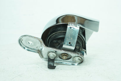 1999 - 2006 Harley-Davidson Touring Electra Glide Classic Horn Signal Klaxon Chrome Cover 69012-93A