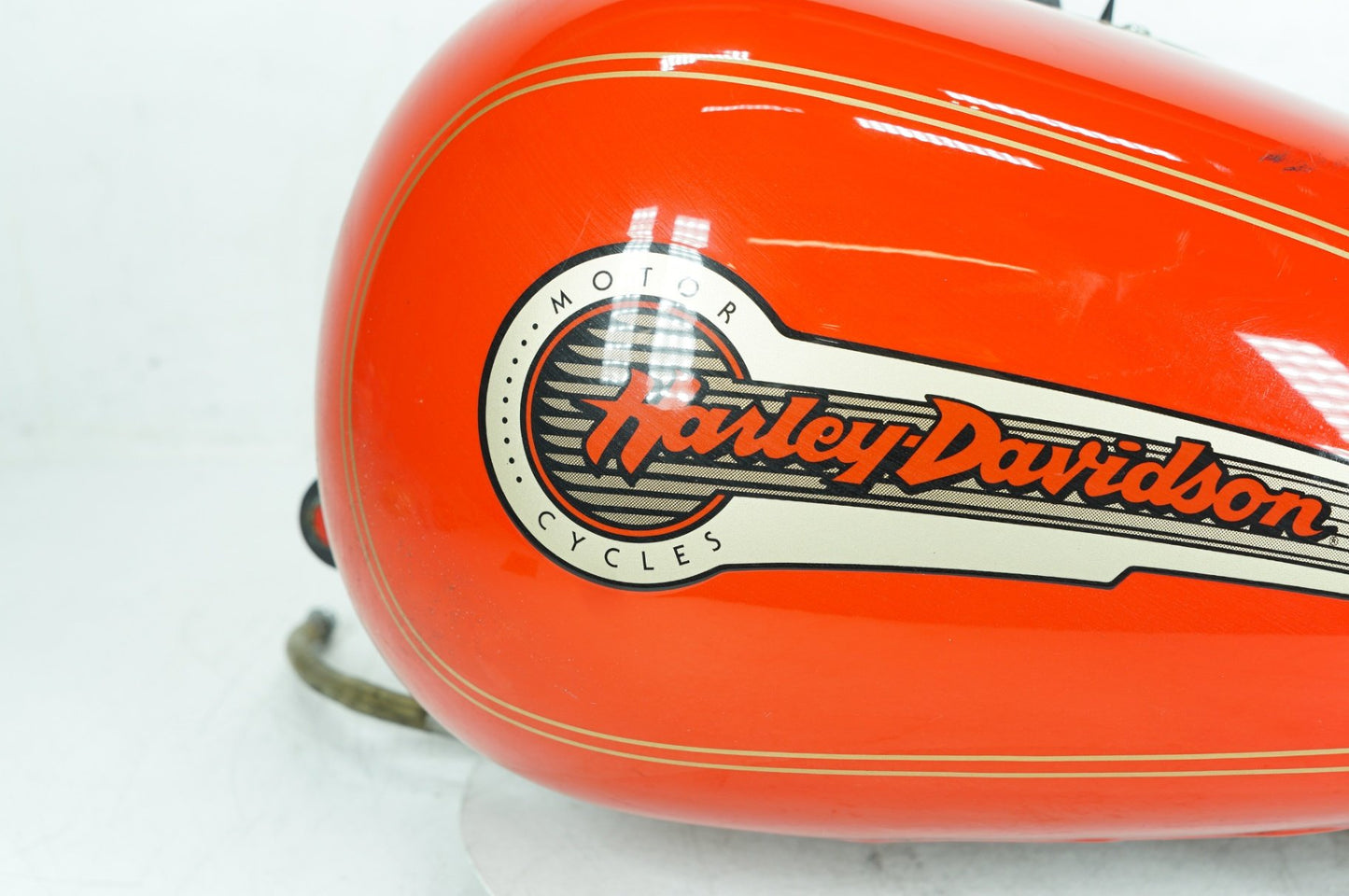 1999 - 2006 Harley-Davidson Touring Electra Glide Classic Fuel Gas Tank Gasoline Reservoir 61356-03