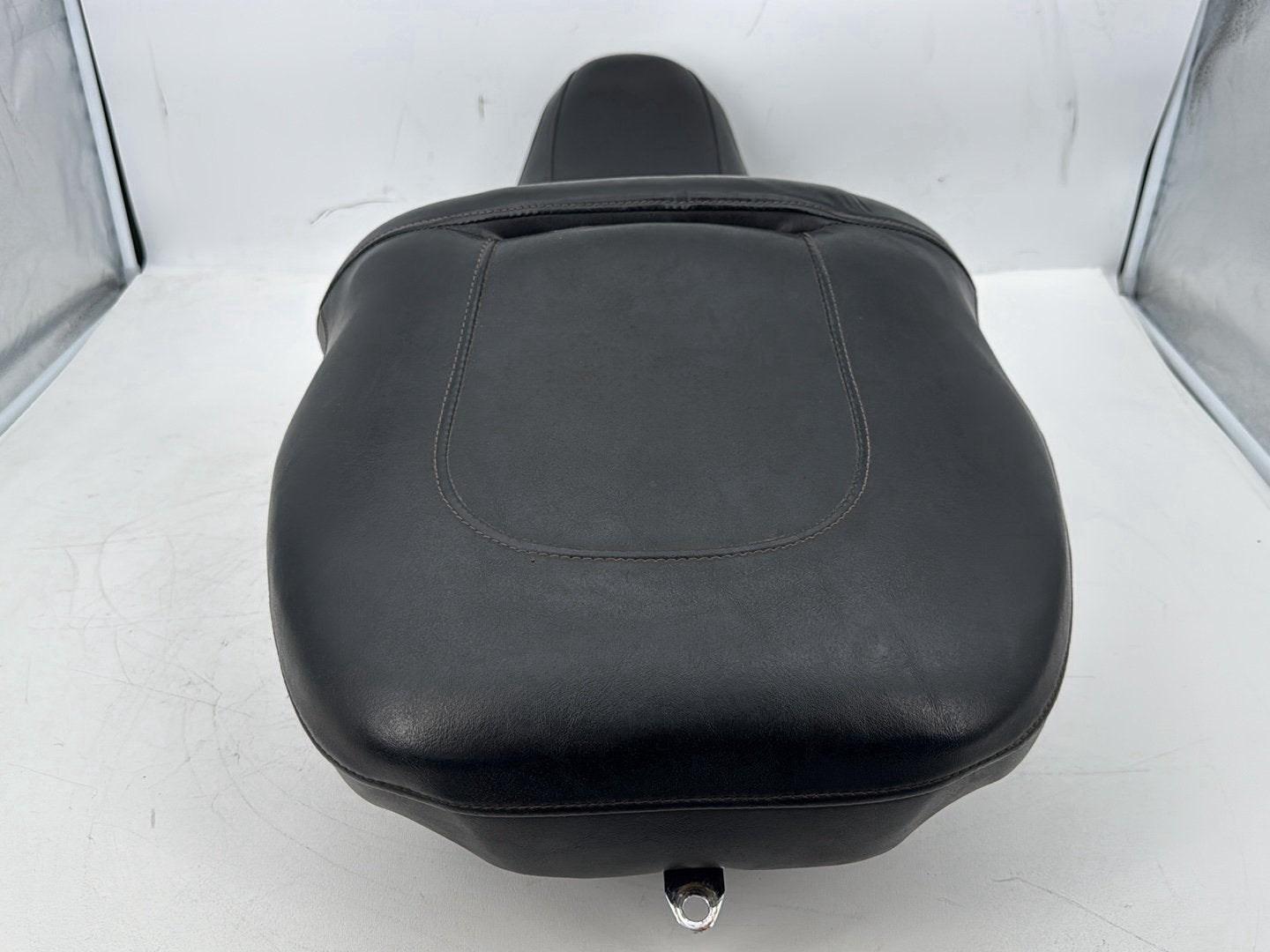 2008 Harley Touring FLHT Electra Glide OEM Passenger Rider Driver Seat Saddle