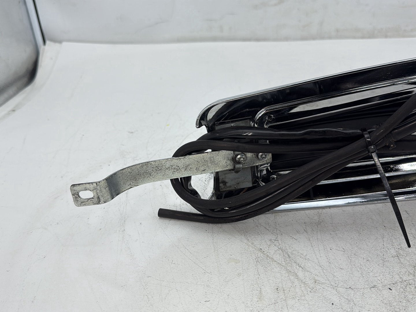2018 Harley Electra Glide Touring Ultra FLHTCU Fuel Gas Tank Dash Console NOKey