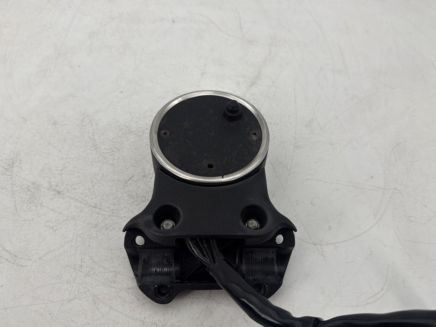 1999 - 2006 Harley-Davidson Dyna Super Glide Speedo Speedometer Gauge Cluster 67025-04