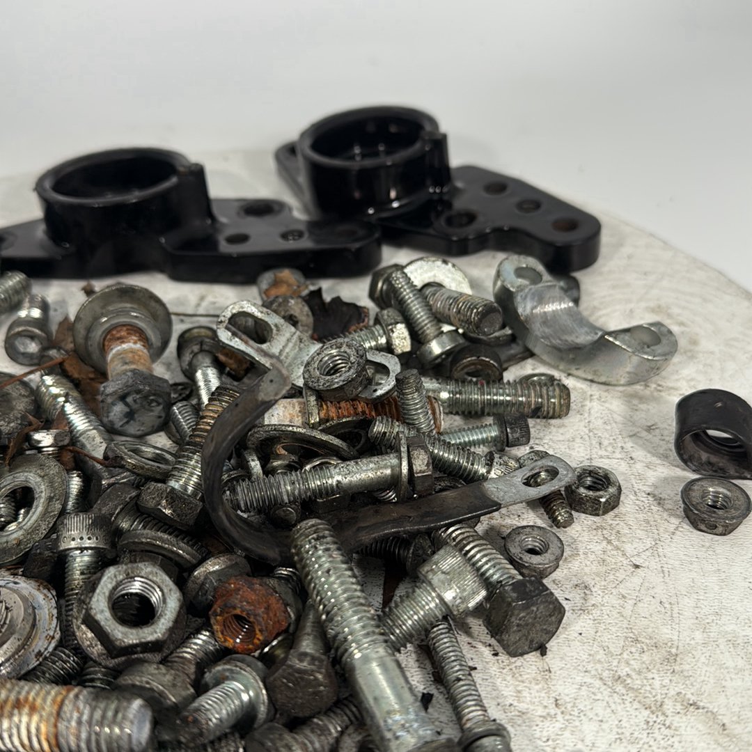 1999 - 2006 Harley-Davidson Touring Electra Glide Classic Hardware Bolts Nuts & Brackets