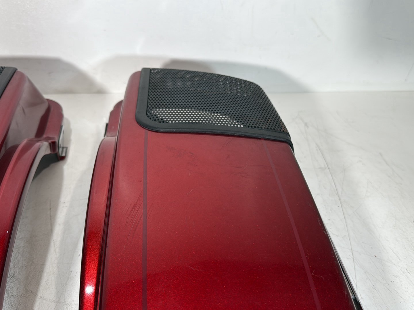 2007 - 2012 Harley-Davidson Touring Electra Glide Ultra Left & Right Saddlebag Lid Cover Caps 90756-93