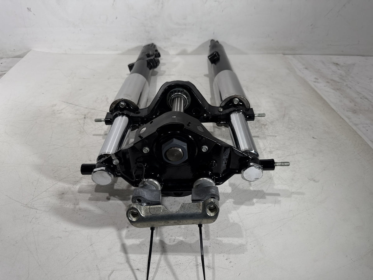 10 Harley Road King Touring OEM Front Triple Tree Set & LH RH Fork Legs Sliders