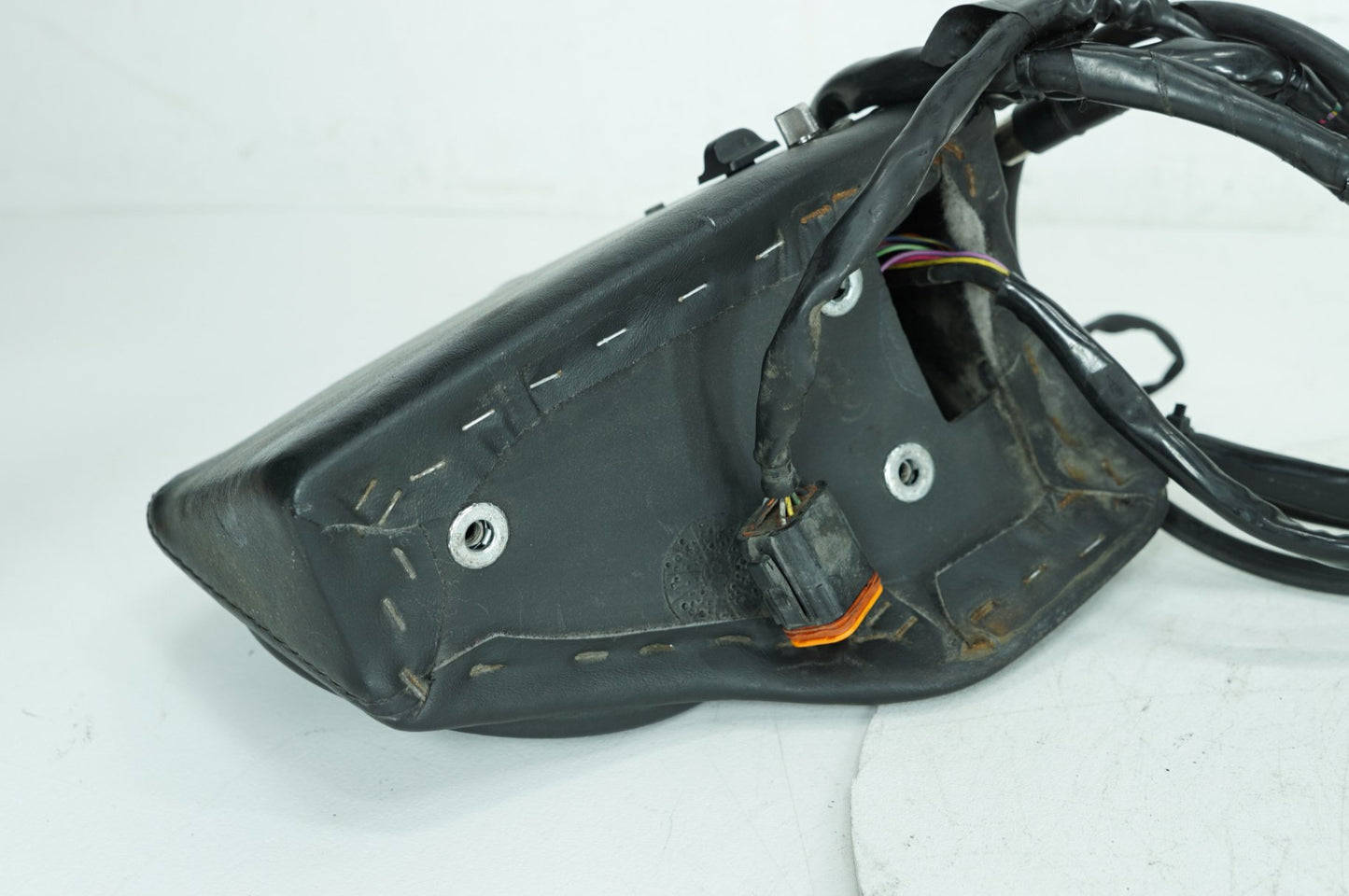 1984 - 1998 Harley-Davidson Touring Electra Glide Ultra Fuel Gas Tank Dash Console NOKey  	61282-03