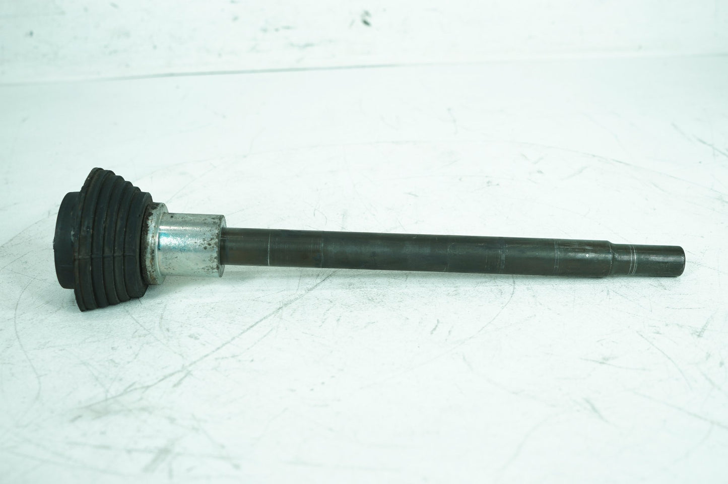 2007 - 2012 Harley-Davidson Touring Electra Glide Ultra Engine Mount Pivot Bolt Shaft 42859-06B