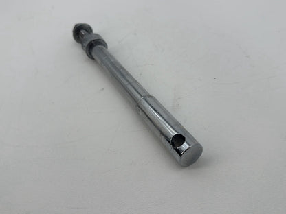 1999 - 2006 Harley-Davidson Dyna Low Rider Front Wheel Axle Bolt Shaft