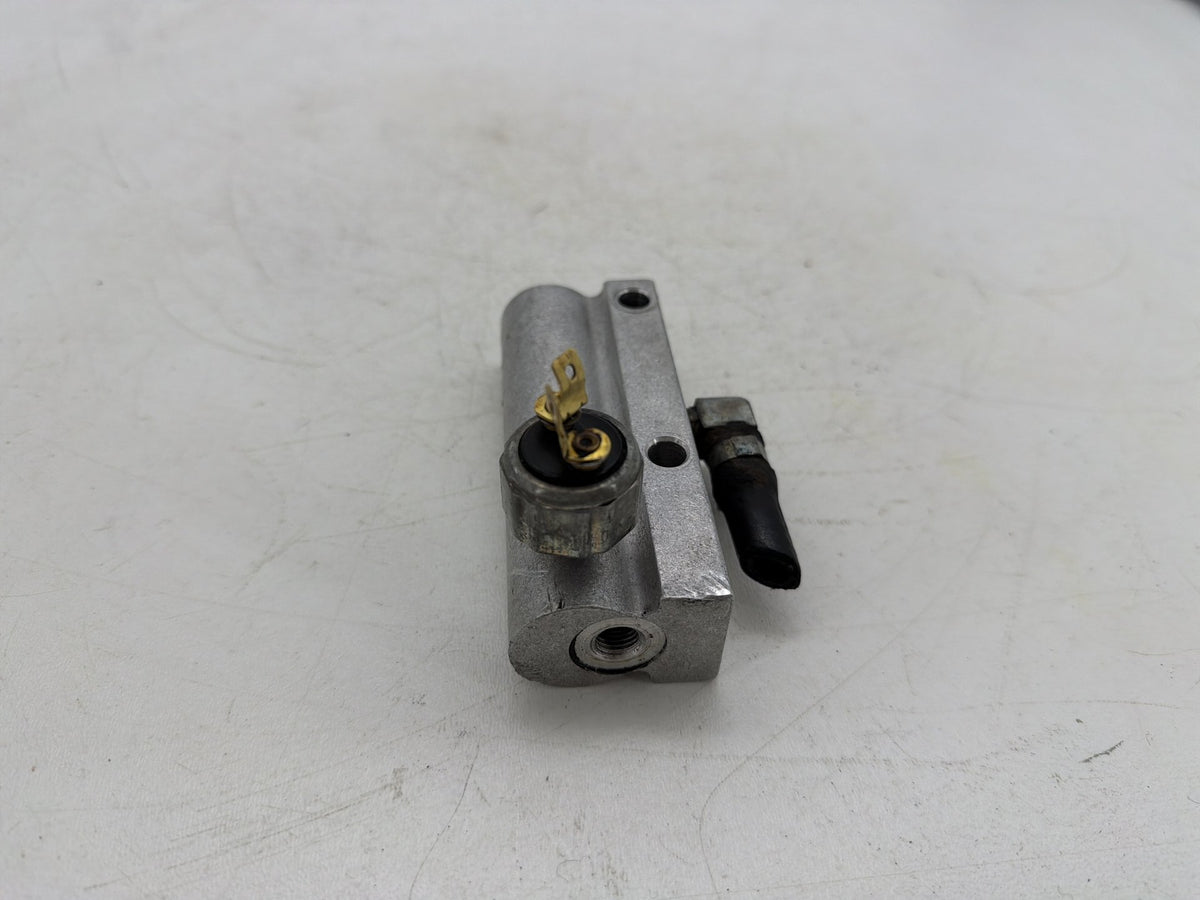 91 Harley Electra Glide Touring Classic OEM Rear Brake Master Cylinder 41755-86
