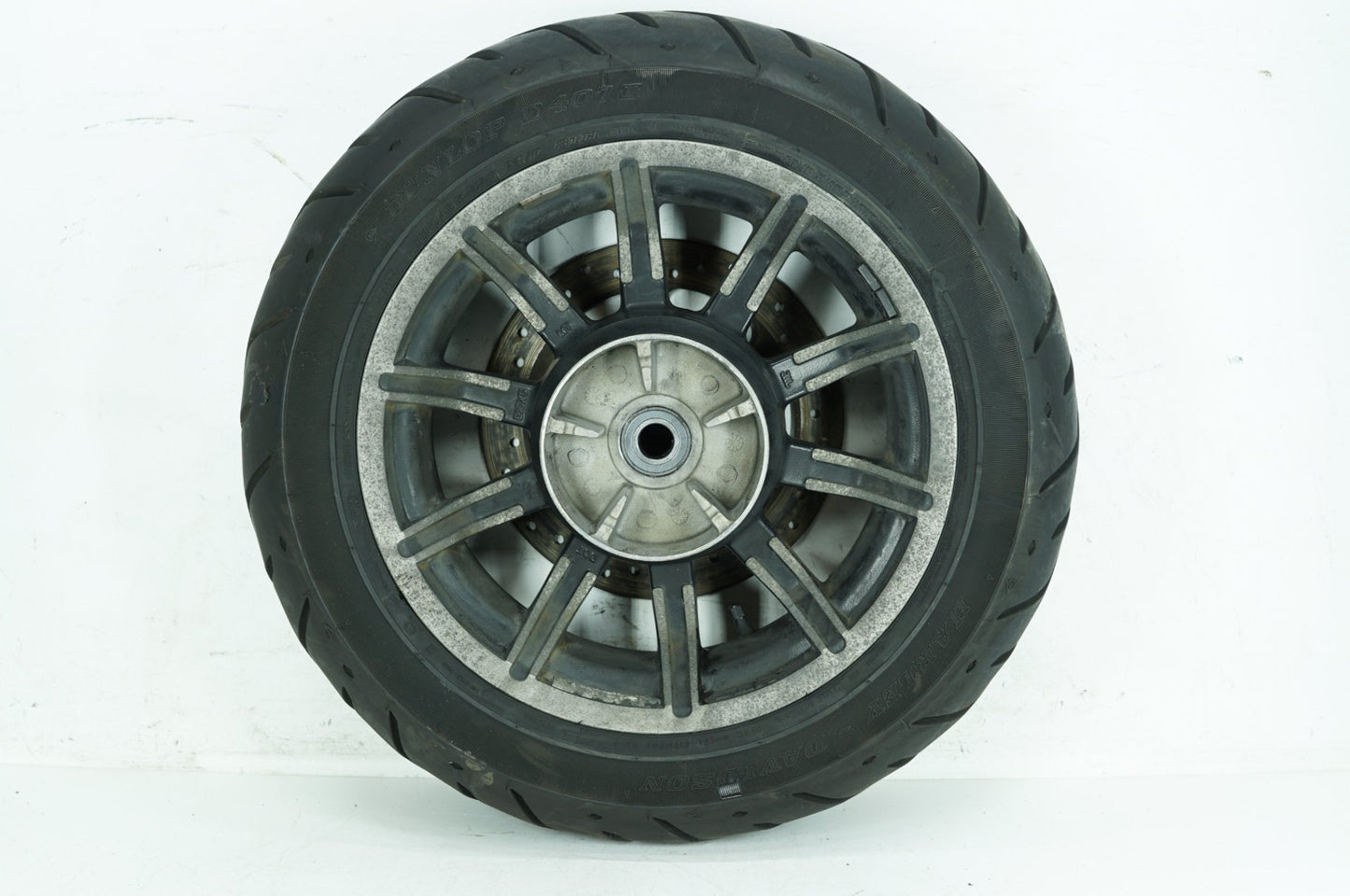 2019 - 2023 Harley-Davidson Touring Electra Glide Rear Wheel Rim Tire 40900026