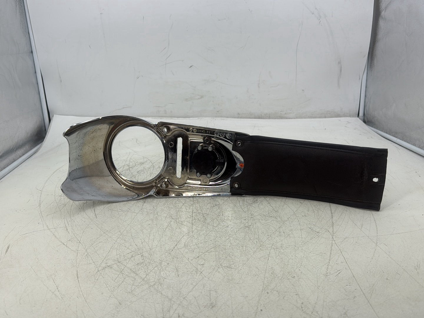 2012 Harley Dyna Super Glide Custom FXDCI OEM Fuel Gas Tank Dash Console NOKey