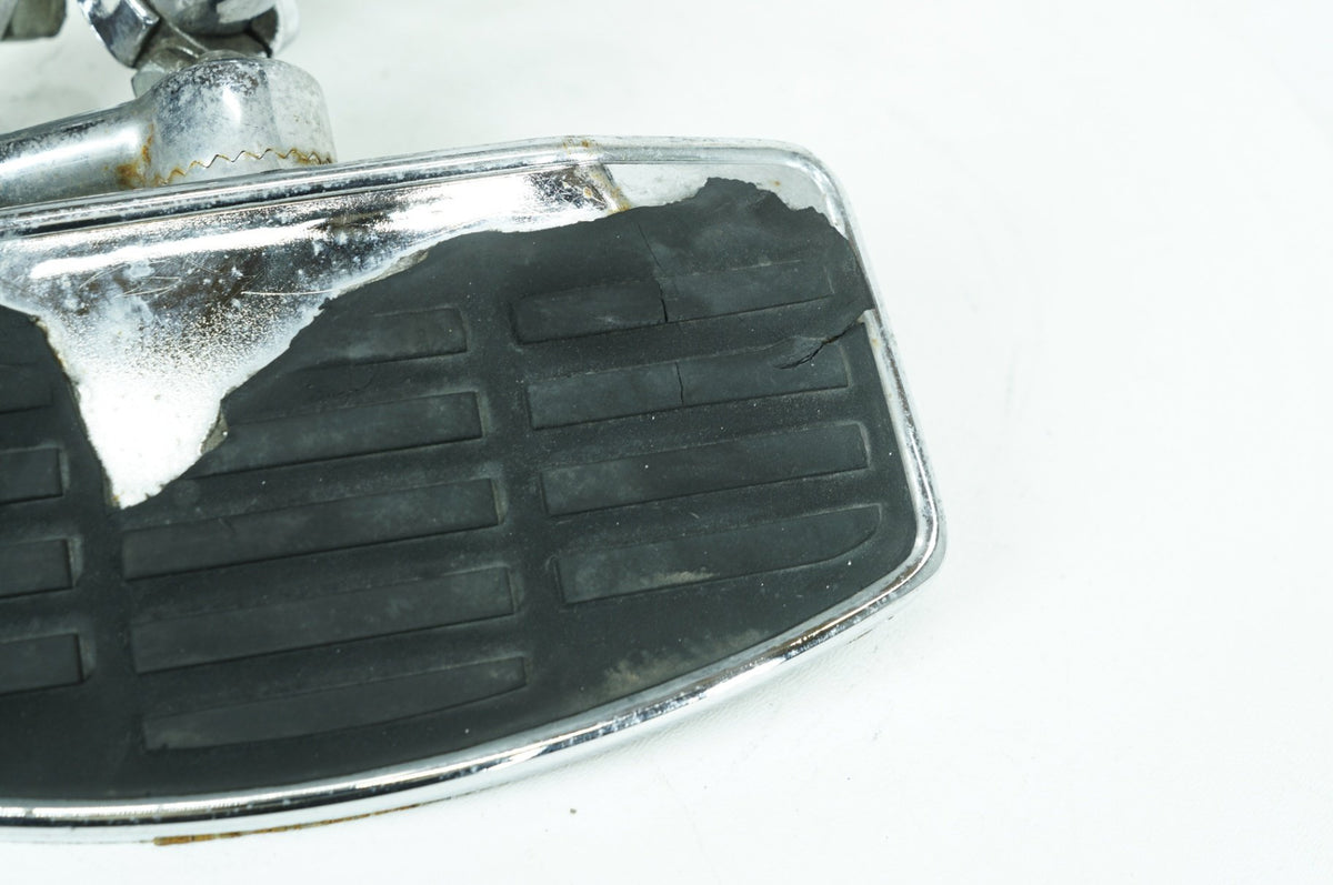 2005 Harley Dyna FXDLI Low Rider OEM Left Driver Foot Controls Peg Rest