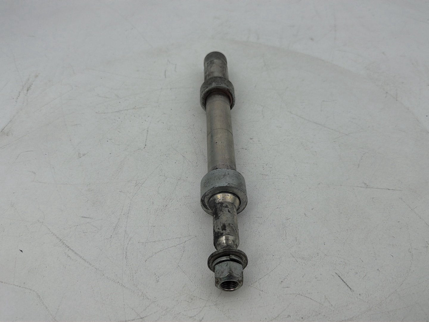 2007 - 2017 Harley-Davidson Dyna Super Glide Custom Front Wheel Axle Bolt Shaft 40928-06