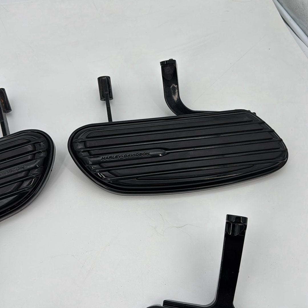 2008 - 2016 Harley-Davidson Touring Street Glide Left Right Driver & Pass Floorboard Foot Rest 50683-04