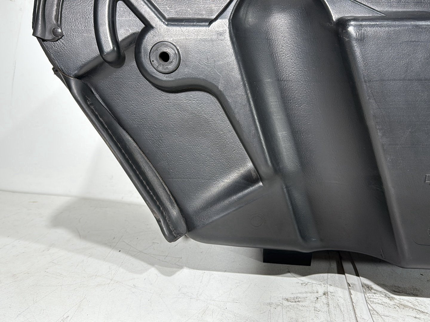 2006 Harley Road King Touring FLHRCI Classic OEM Rear Left Right Saddlebags Luggage Leather