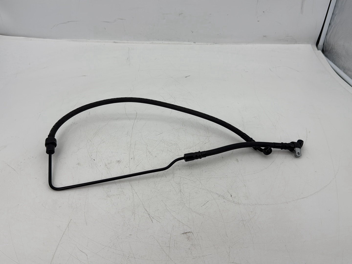 2006 Harley Sportster XL883C 883 Custom OEM Front Brake Hose Line Pipe