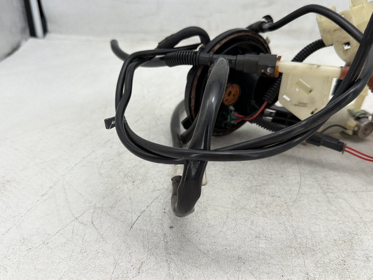 2009 Harley Road Glide Touring FLTR OEM Fuel Pump Gas Gasoline Petrol Sending