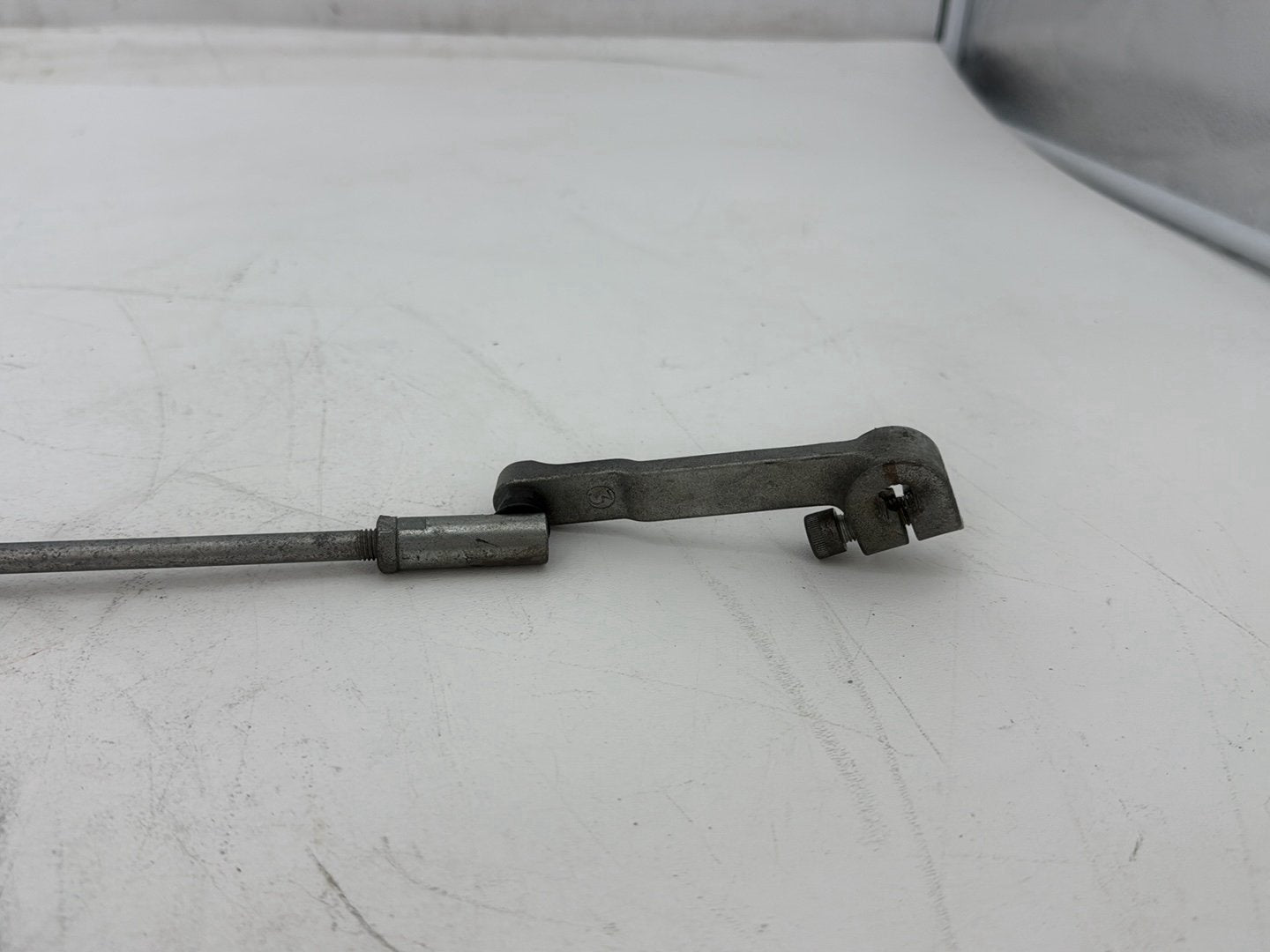 2011 Harley Electra Glide Ultra FLHTK OEM Gear Shifter Lever w/ Rod linkage