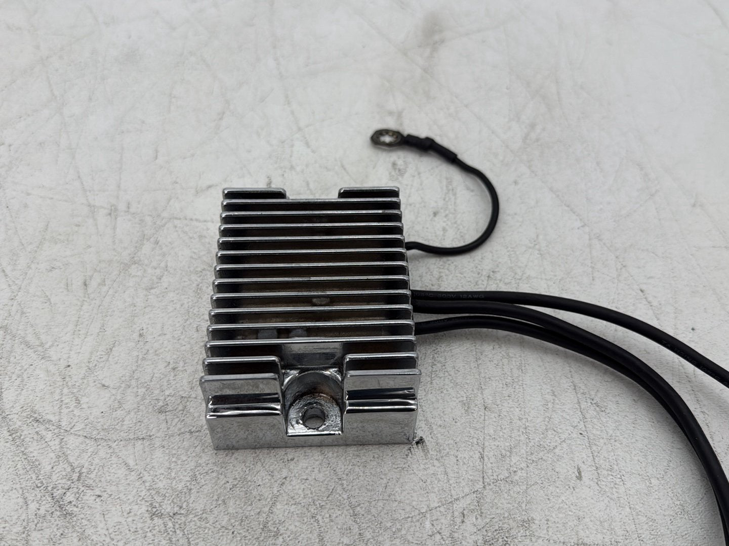 1998 Harley Softail Custom FXSTC OEM Voltage Regulator Rectifier