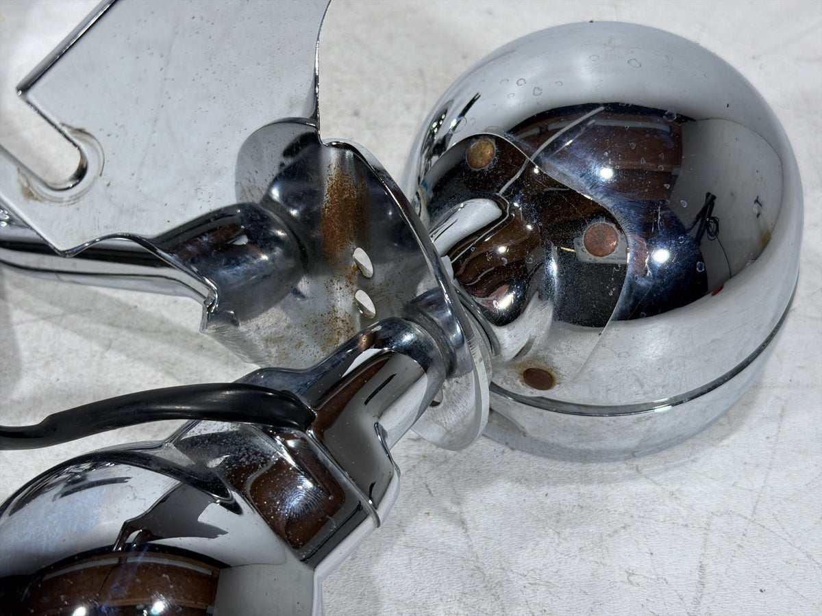 97 Harley Road King Touring FLHR OEM Front Turn Signal Indicators Aux Light Bar