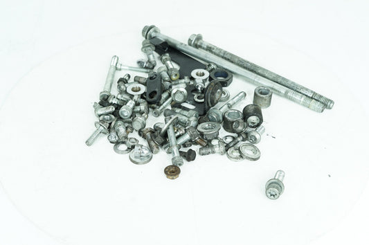 1999 - 2006 Harley-Davidson Softail Deuce Hardware Bolts Nuts & Brackets