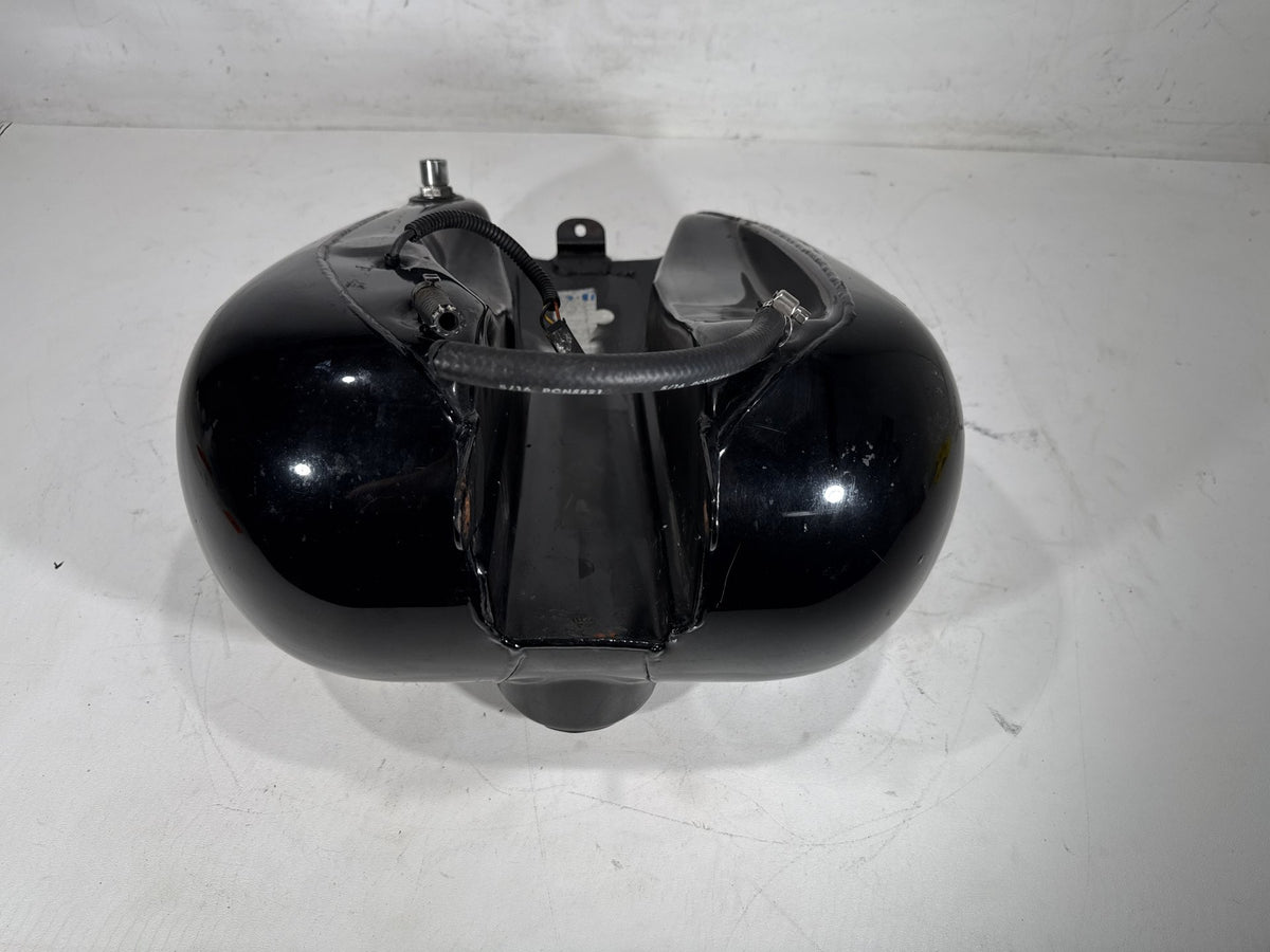 2006 Harley Road King Touring Custom OEM Fuel Gas Tank Gasoline Reservoir