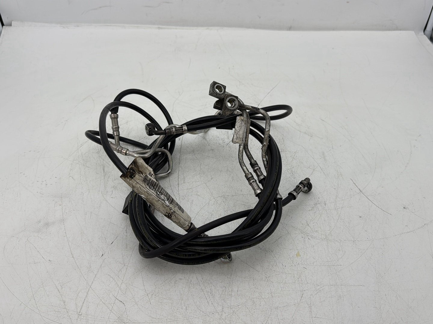 2014 Harley Street Glide Touring FLHXS OEM Front Brake Hose Line Pipe ABS