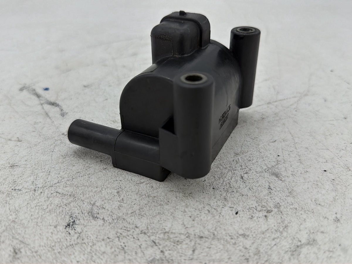 2015 Harley Electra Glide Touring Ultra Low OEM Ignition Coil Spark Igniter