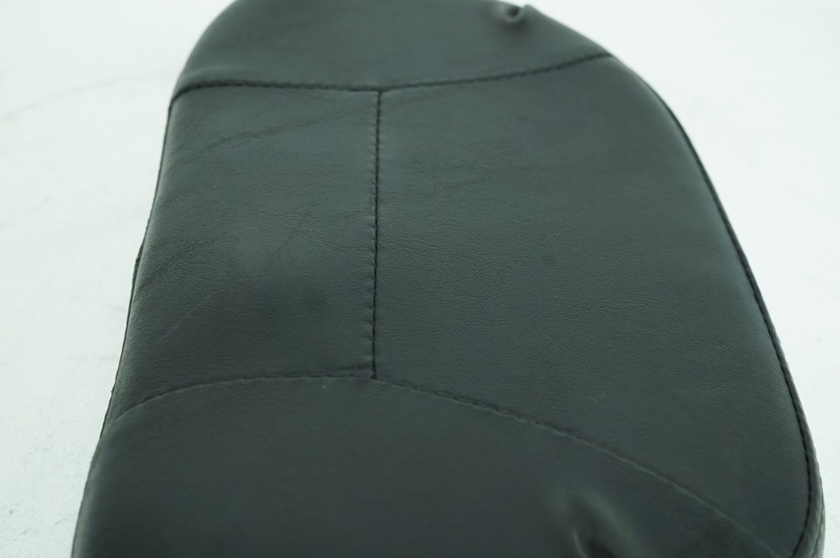 2010 Harley Touring Electra Glide Ultra OEM Rear Passenger Backrest Cushion Pad
