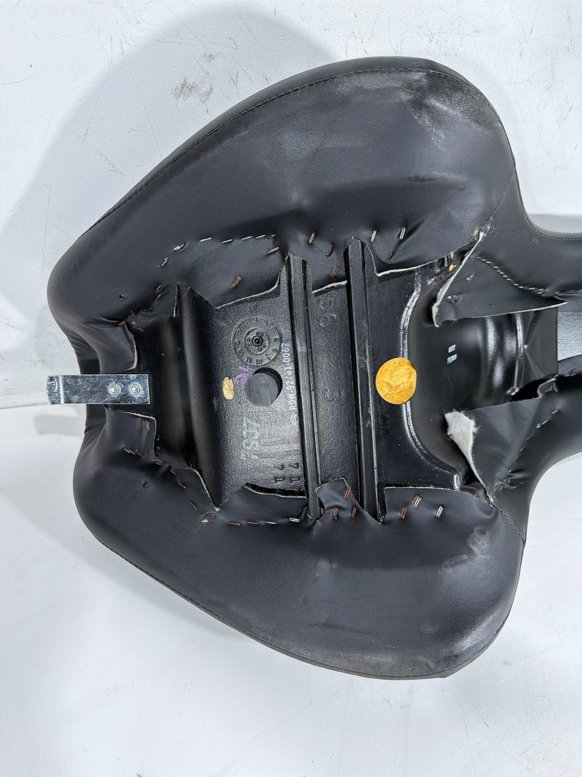 2001 Harley Softail Deuce FXSTD OEM Passenger Rider Driver Seat Saddle