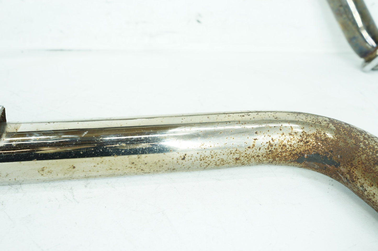 1989 - 2003 Harley-Davidson Sportster  Exhaust System Header Pipe 65569-86A