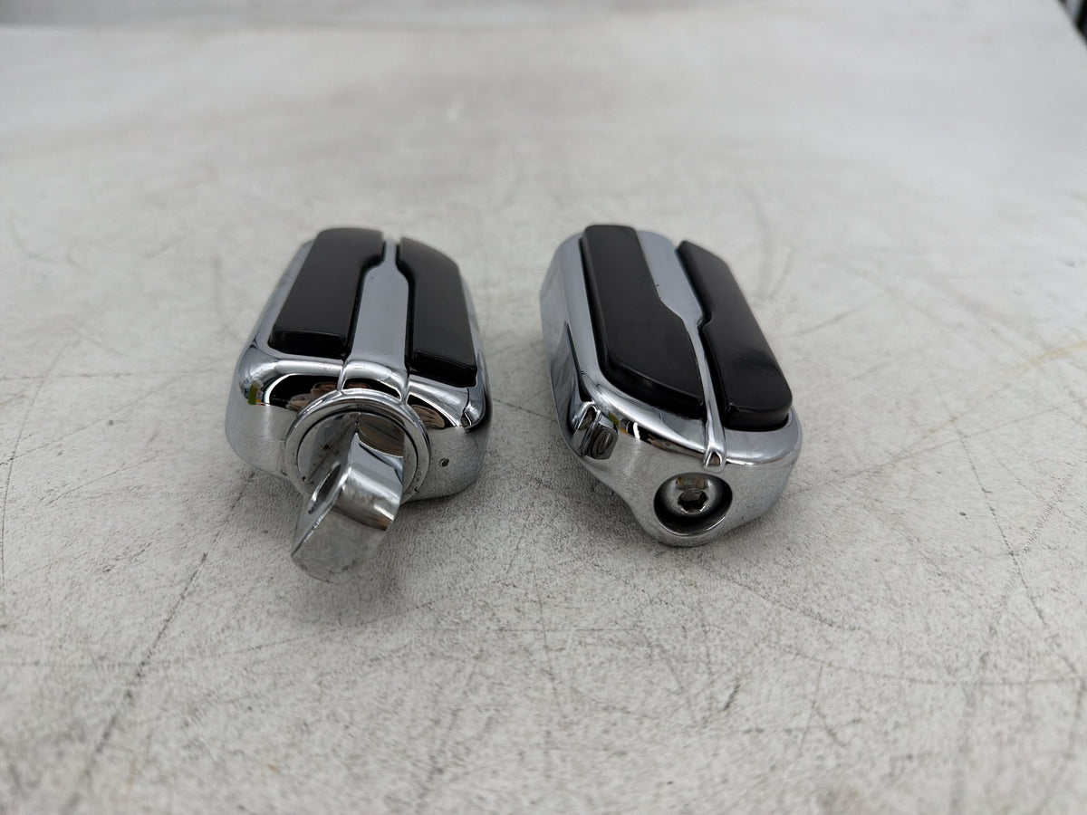2009 Harley Electra Glide Touring CVO Eagle OEM Left & Right Step Foot Rest Pegs
