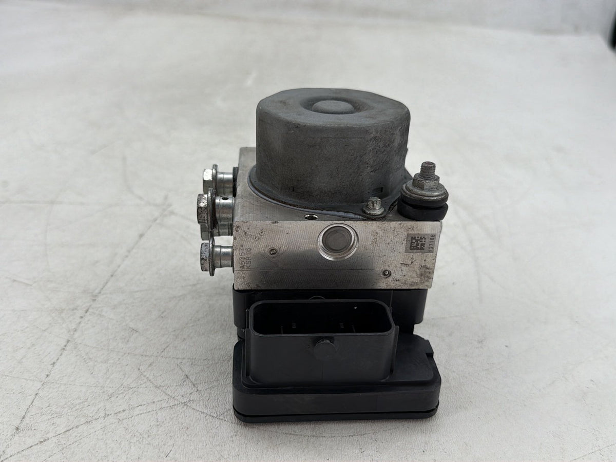 2018 Harley Road Glide Touring FLTRXS OEM ABS Brake Pump & Control Module