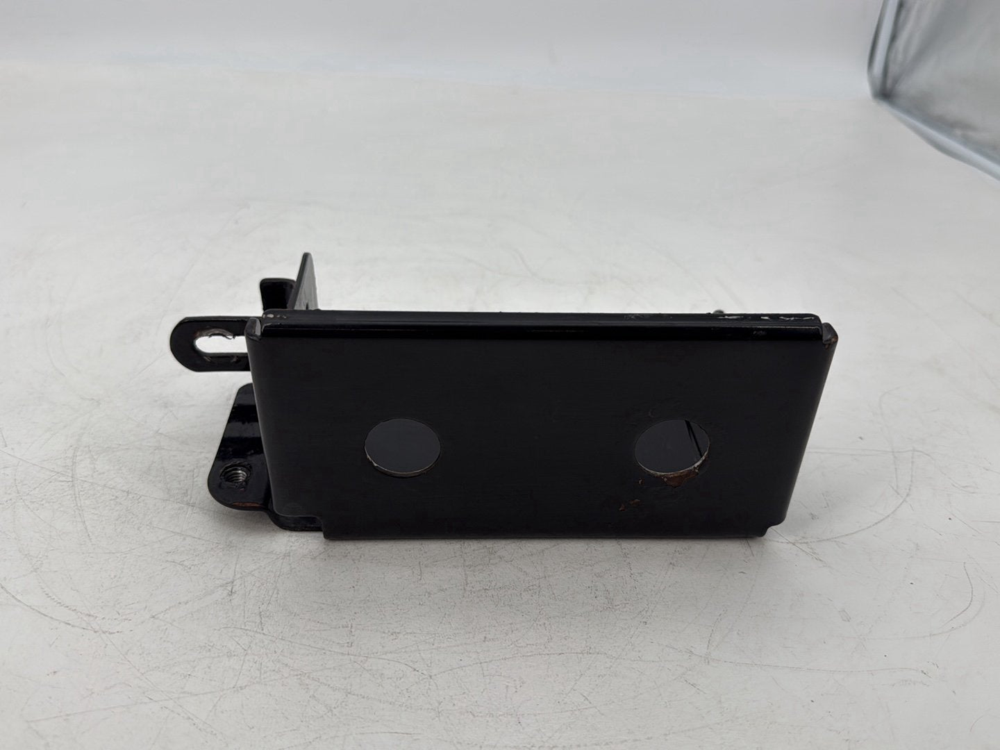 1999 - 2006 Harley-Davidson Dyna Super Glide Battery Tray Bracket Holder Carrier 47132-97B