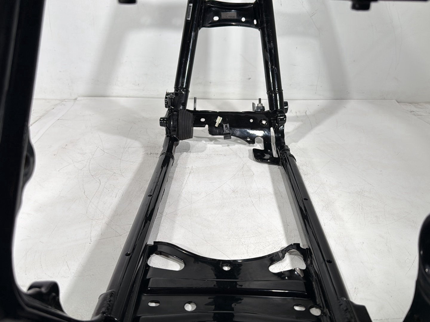 11 Harley Road King Touring Classic Body Main Frame Chassis CLN CLR-BENT Leg-