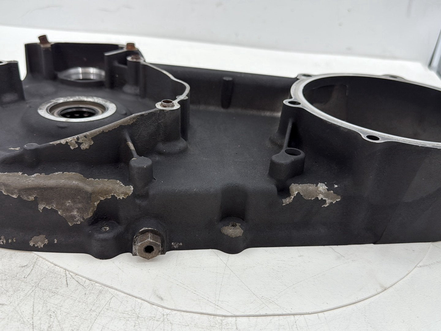 2007 Harley Touring FLHTCU Electra Glide Ultra OEM Inner Primary Clutch Cover