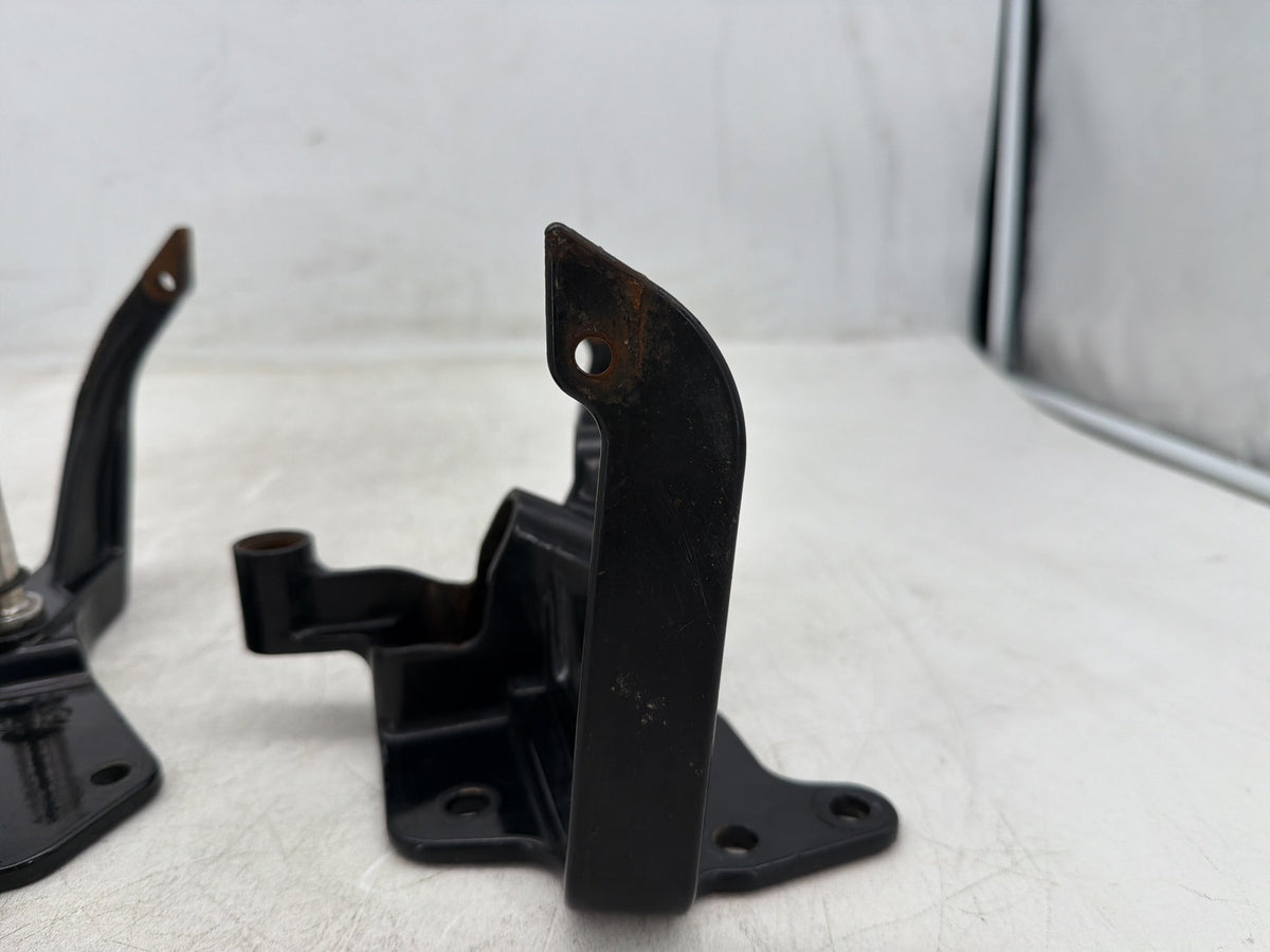 2001 Harley Fat Boy Softail FLSTFI OEM Left Right Driver Footpeg Bracket Mounts