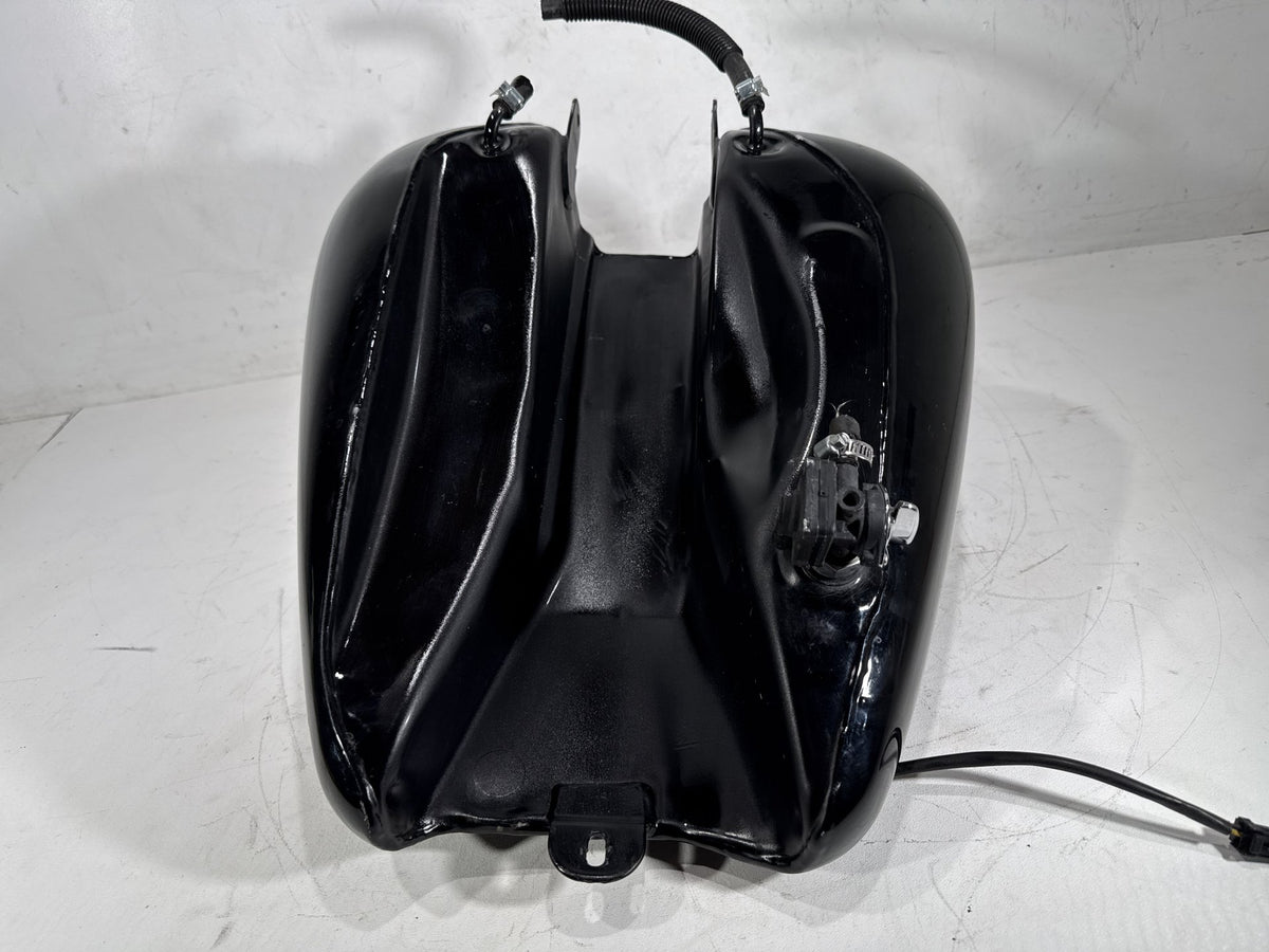 02 Harley Electra Glide Touring Fuel Gas Tank Gasoline Reservoir & Pump Sending