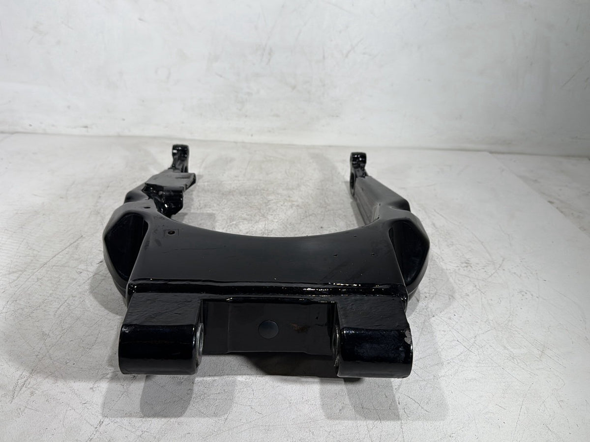 2011 Harley Electra Glide Touring Ultra OEM Rear Fork Swingarm Swing Arm
