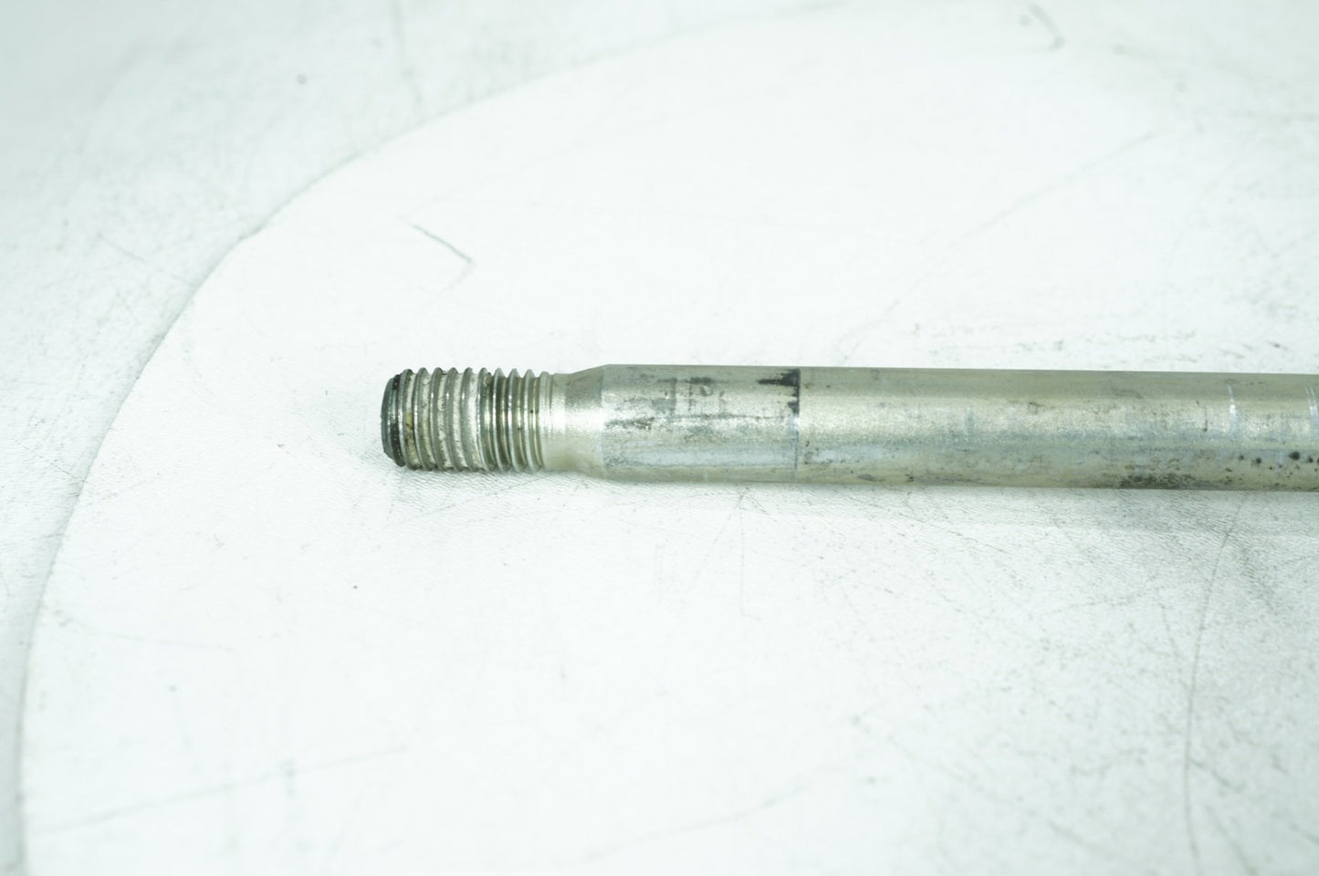 1999 - 2006 Harley-Davidson Softail Heritage Classic Rear Fork Swingarm Pivot Bolt Shaft 47610-00