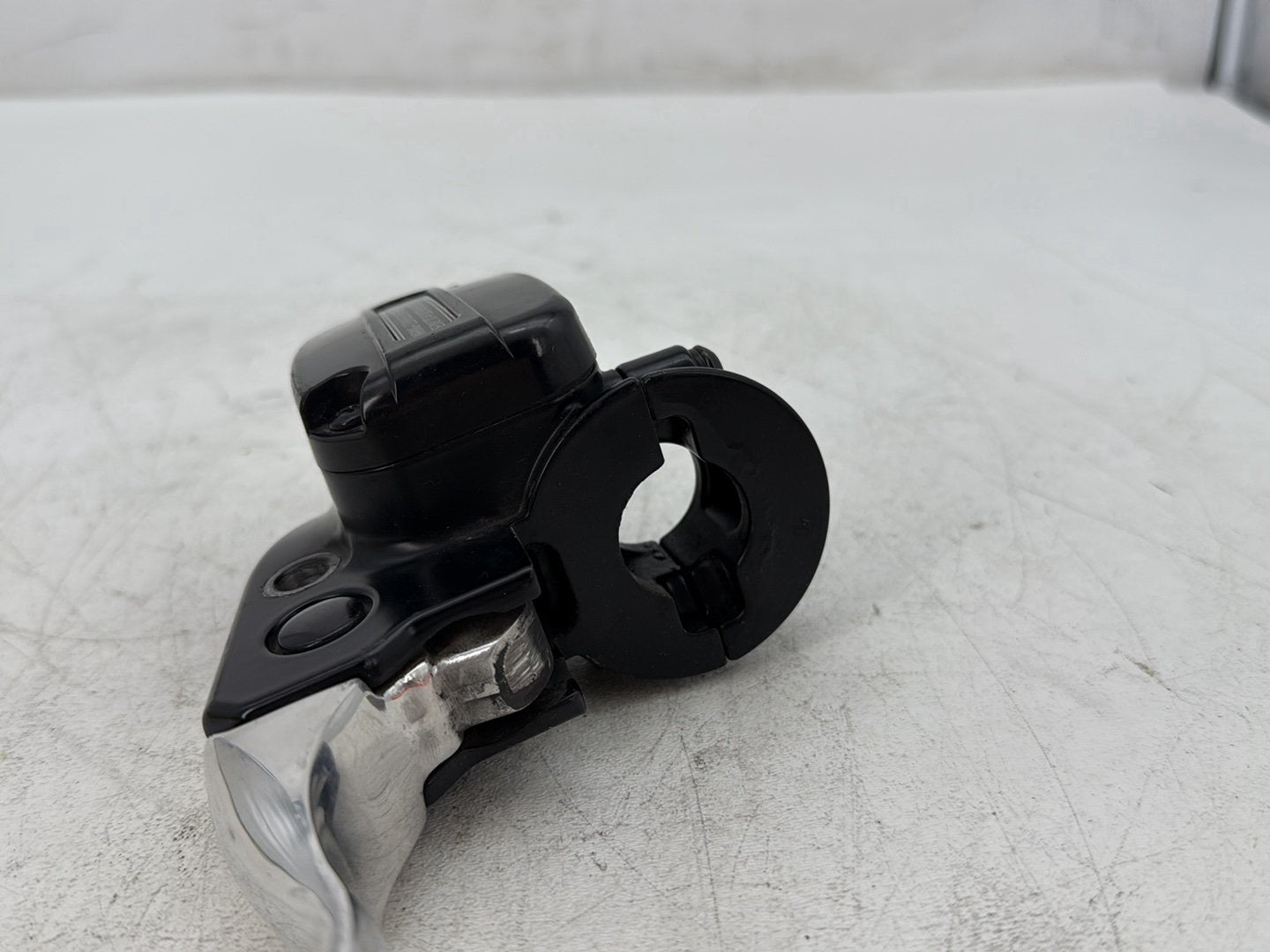 2018 Harley Electra Glide Touring Ultra FLHTCU OEM Front Left Hand Clutch Lever Master Cylinder
