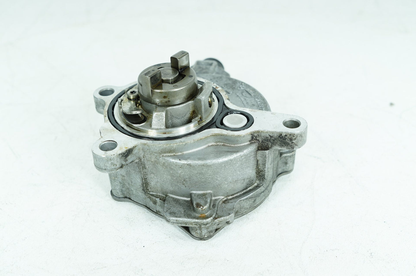 2013 - 2015 Jaguar XF  Brake Vacuum Pump