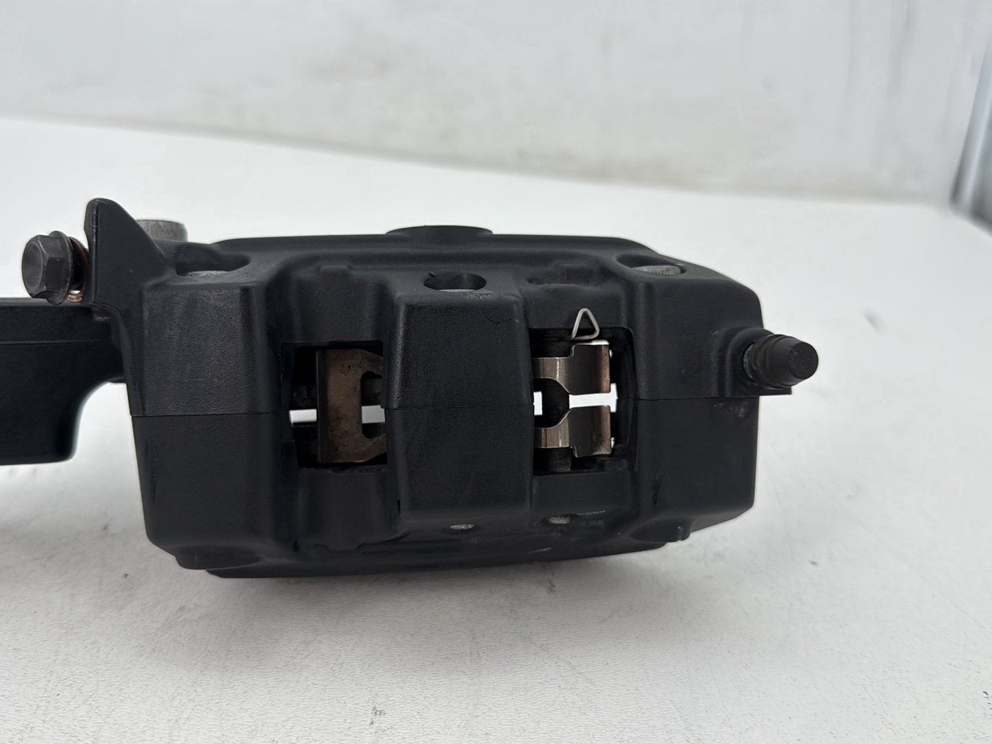 2014 Harley Electra Glide Touring CVO Screamin Eagle OEM Rear Back Brake Caliper w/ Bracket