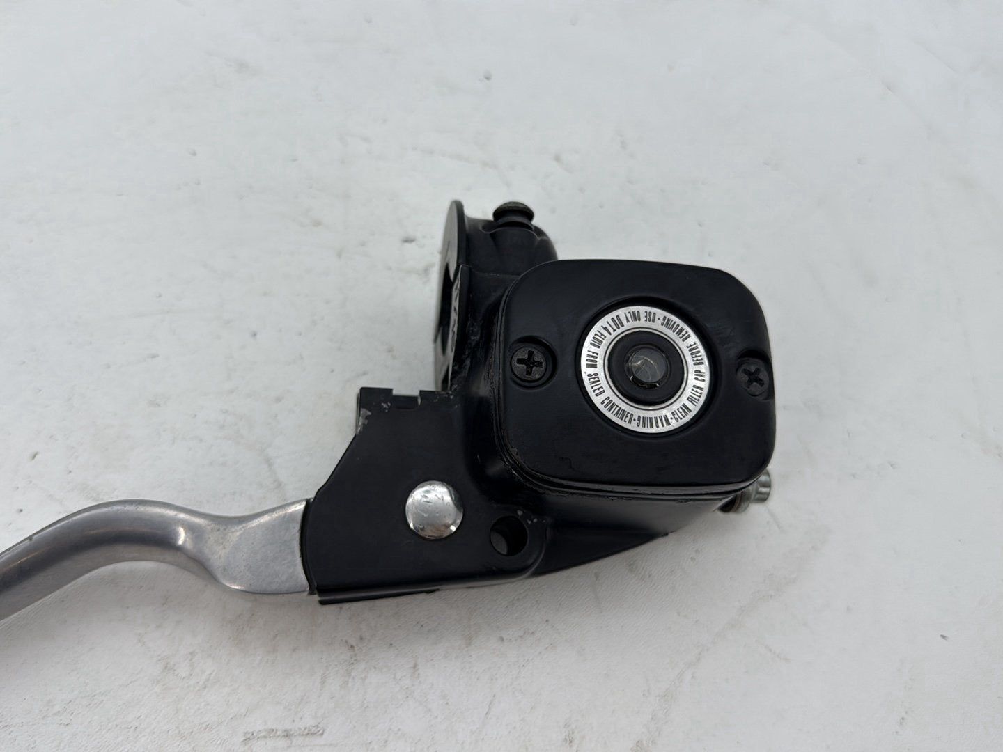 2007 Harley Street Glide Touring FLHX OEM Front Right Brake Lever Master Cylinder