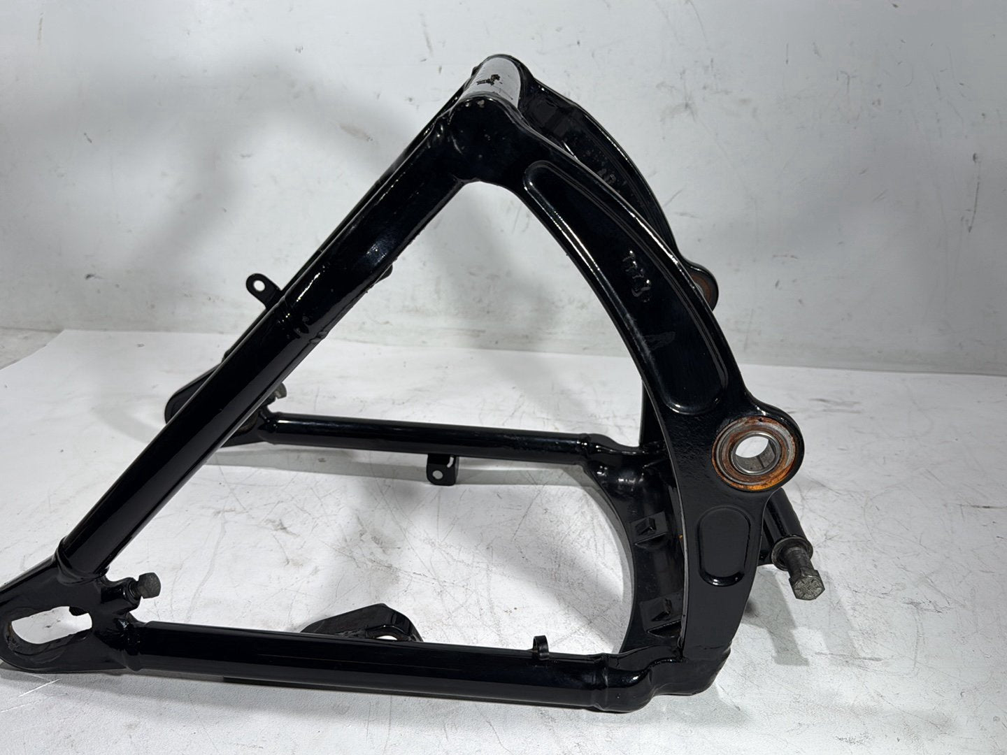 2011 Harley Heritage Softail Classic FLSTC OEM Rear Fork Swingarm Swing Arm