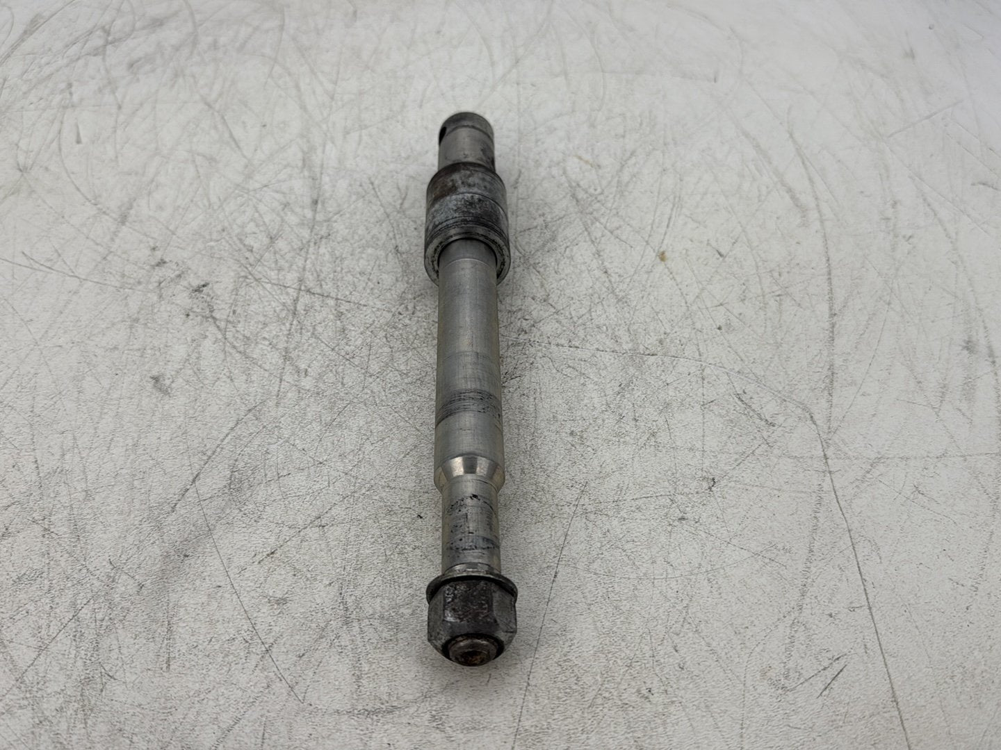 2012 Harley Dyna Super Glide Custom FXDCI OEM Front Wheel Axle Bolt Shaft