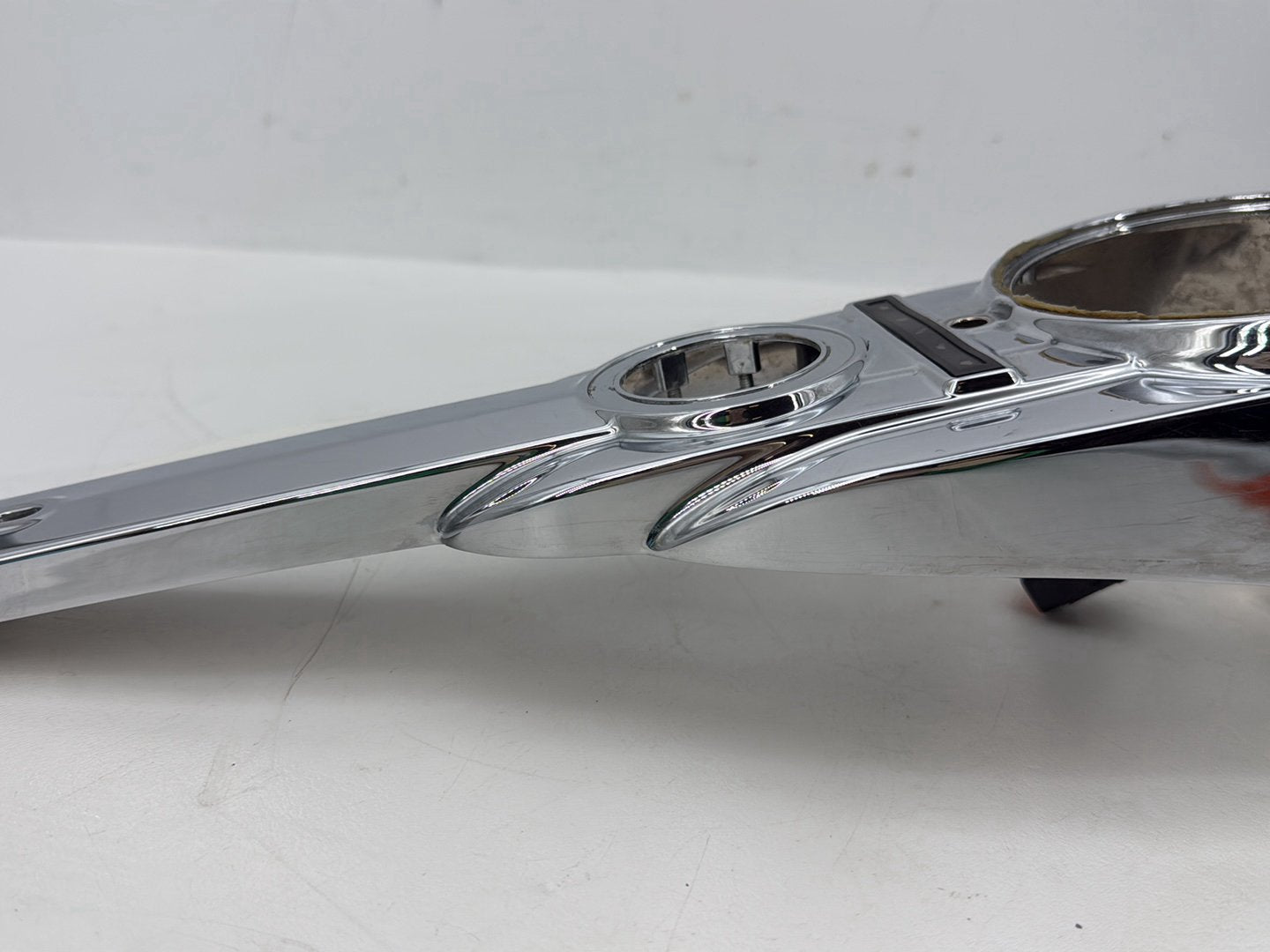 1999 - 2006 Harley-Davidson Touring CVO Screamin Eagle Road King Fuel Gas Tank Dash Console NOKey 69105-02