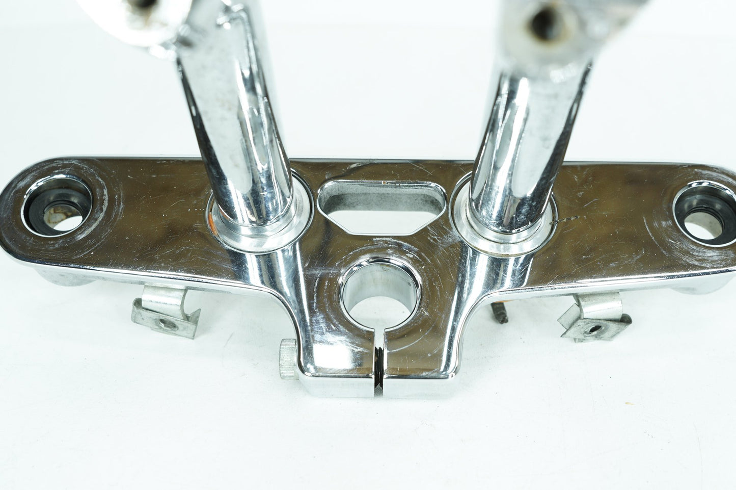 1999 - 2006 Harley-Davidson Softail Fat Boy Front Fork Upper Triple Tree Clamps  	45456-86B